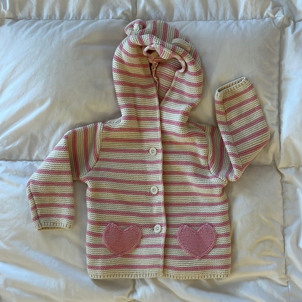 Adorable hoodie!